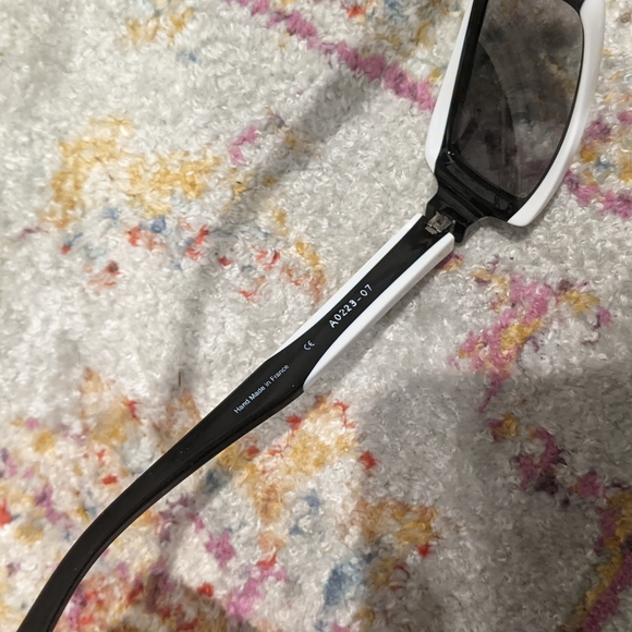 Alain Mikli sunglasses - Picture 4 of 12